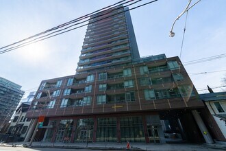 Building Photo - 120-1120 Parliament St