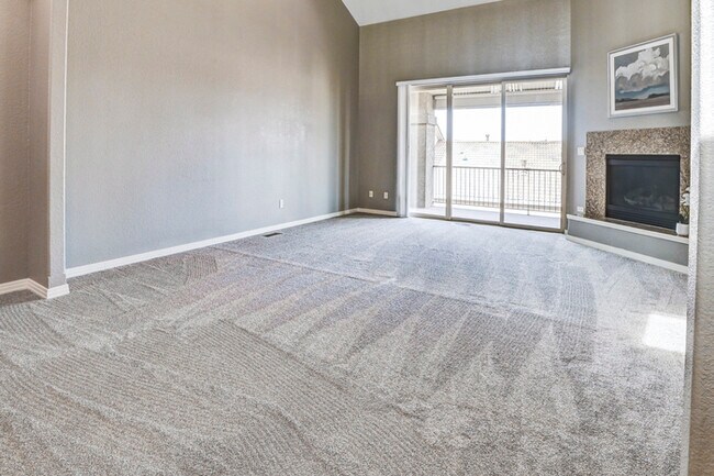 Building Photo - 8418 Snow Cap View