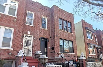 Building Photo - 216 E 93rd St