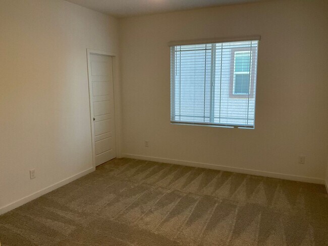 Building Photo - Stunning 4-Bedroom Home with Private Next Gen Suite & Entertainer's Loft