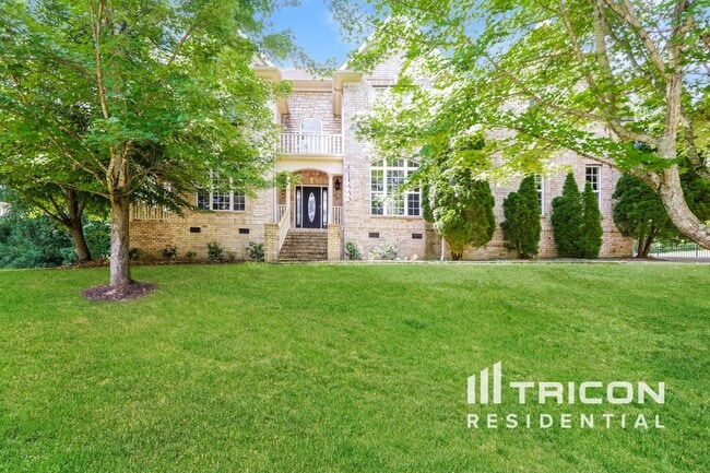 Building Photo - 1017 Glessner Dr