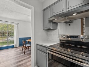 Building Photo - 11322 Sagewillow Ln