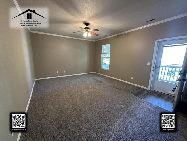 Foto del edificio - 821 Court Street, Apartment B