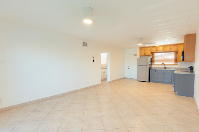 Building Photo - 630 Southwind Cir