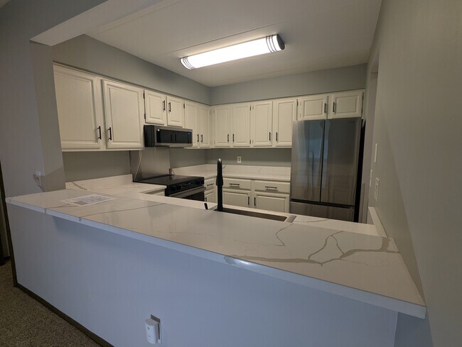 Foto del edificio - 3320 Louisiana Ave S