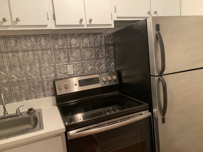 Right Side of the Kitchen - 285 Dekalb Ave