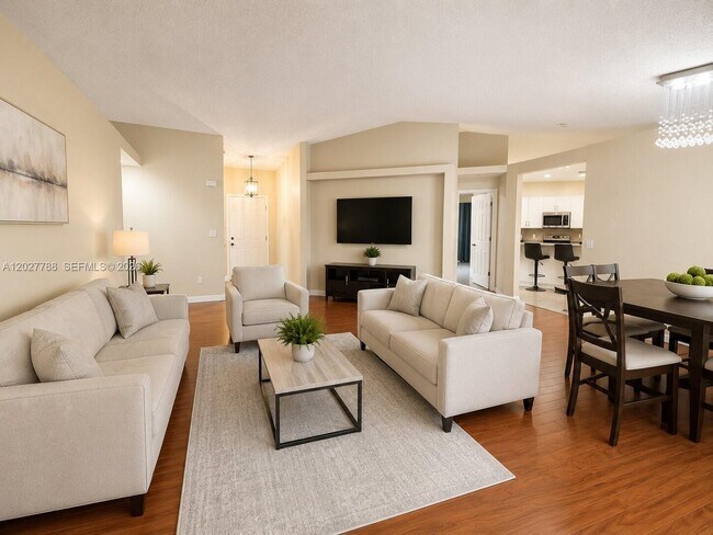 Foto del edificio - 7249 NW 1st Manor