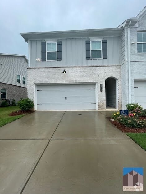 Building Photo - 3614 Silvery Way