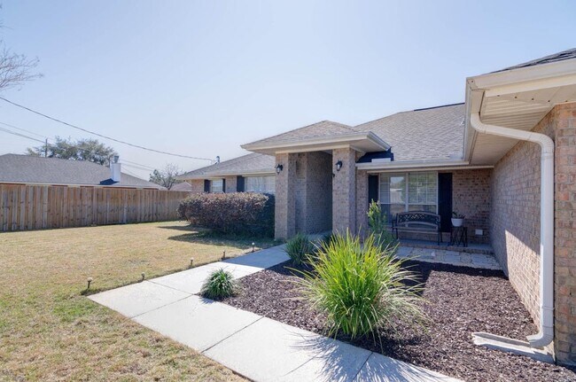 Foto del edificio - 8271 Branston Dr
