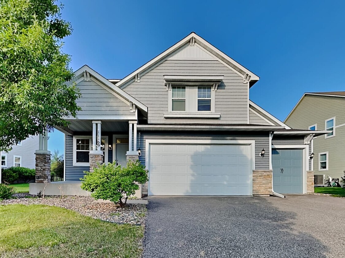 Primary Photo - 11169 Walnut Ln
