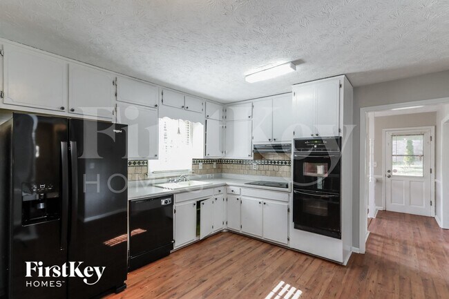 Foto del edificio - 1459 Ridgeland Ct SW