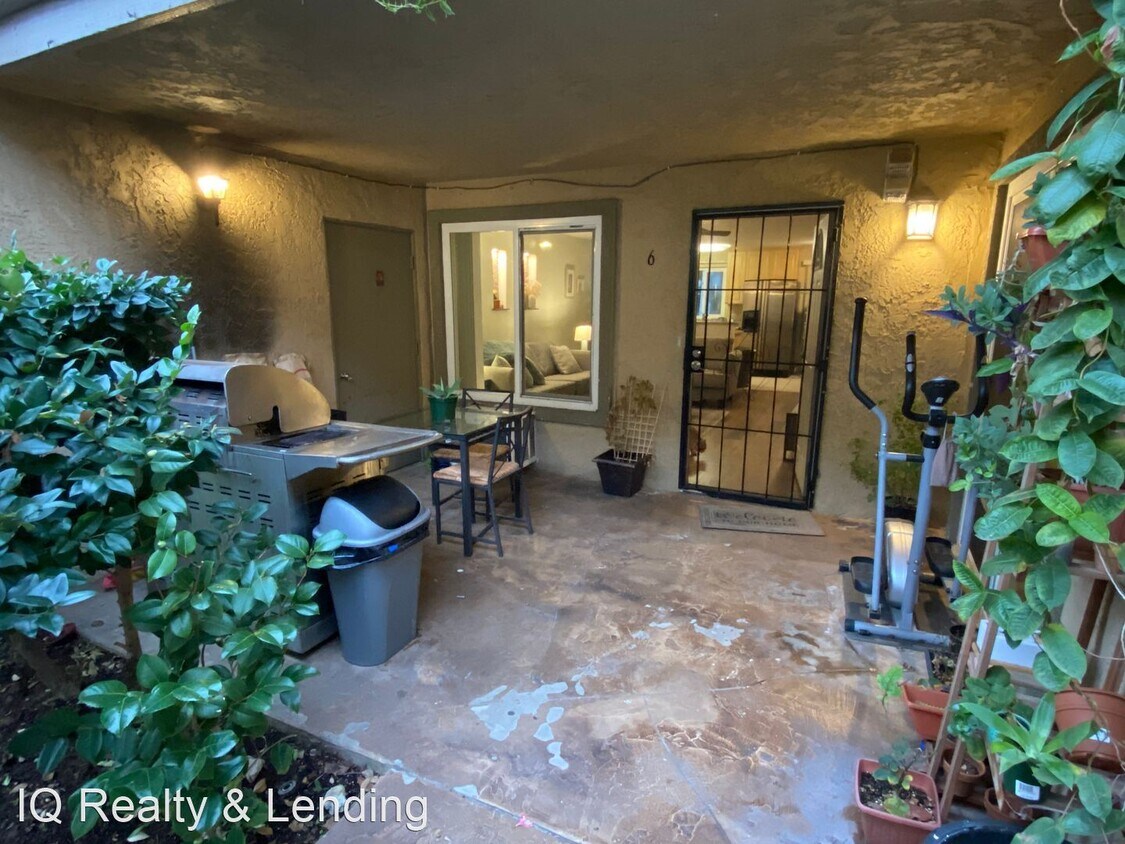 Primary Photo - 2 br, 2 bath House - 1160 E Washington Ave #6