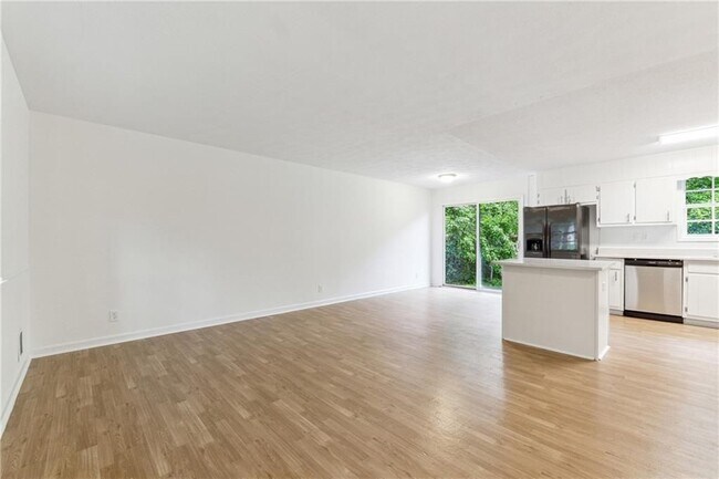 Foto del edificio - 155 Rockfort Ct