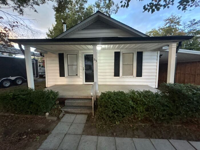 Primary Photo - 53 Highland Ave SW