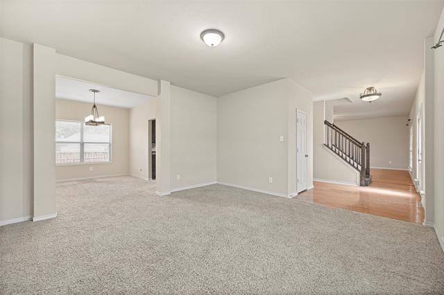 Building Photo - 5400 Vineyard Ln