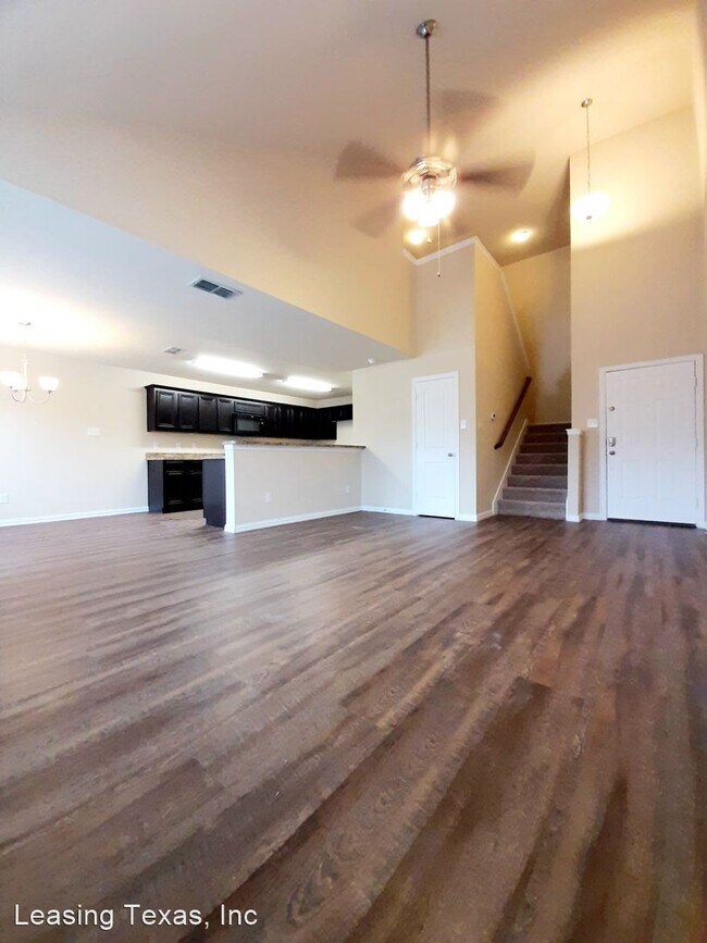 Foto del edificio - 3 br, 2.5 bath House - 712 River Hill Lane
