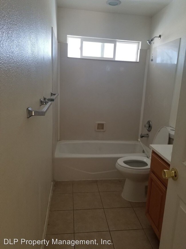 2143 E Pacheco Blvd, Los Banos, CA 93635 Condo for Rent in Los Banos, CA