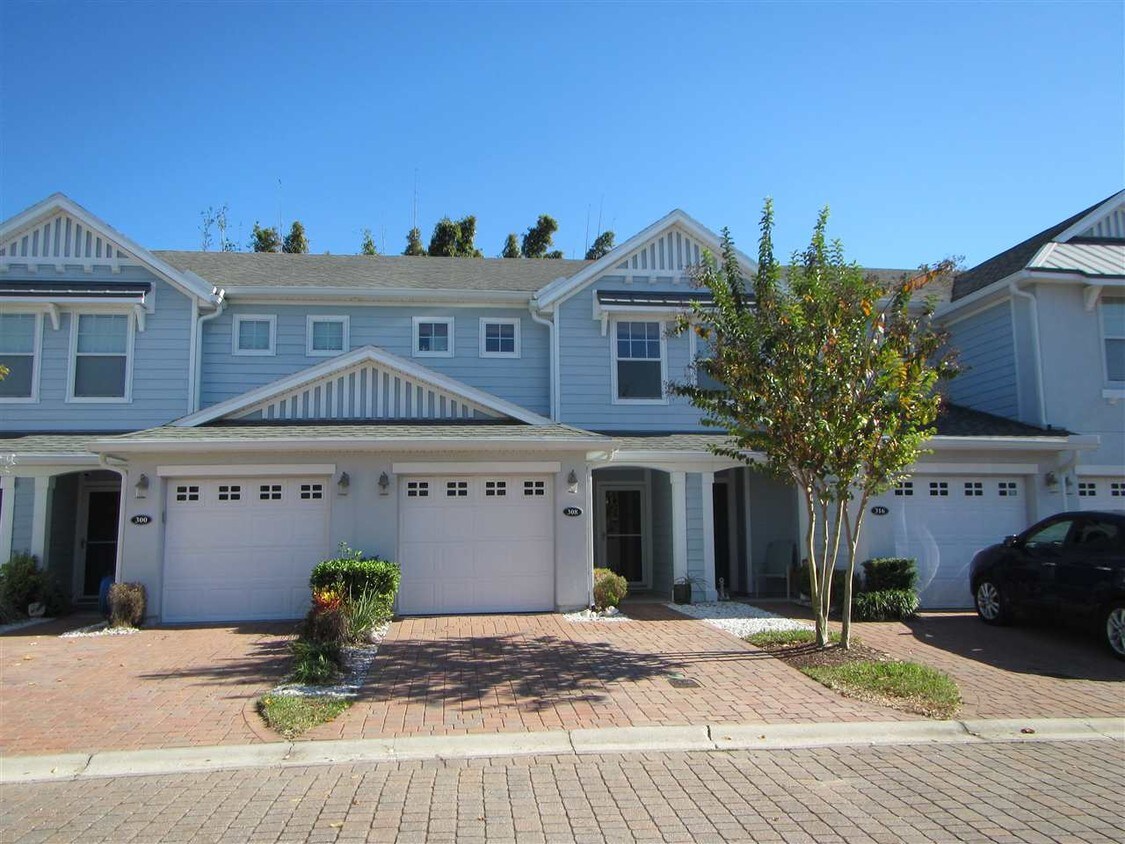 Primary Photo - 308 Islander Cir