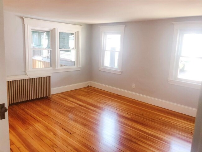 Building Photo - 152 Armistice Blvd