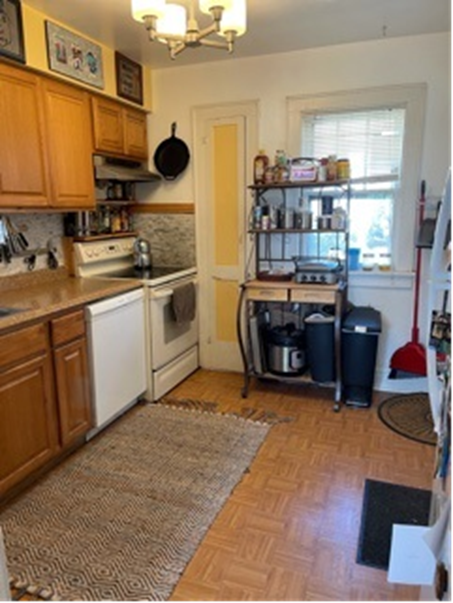 Kitchen - 710 S Mills St