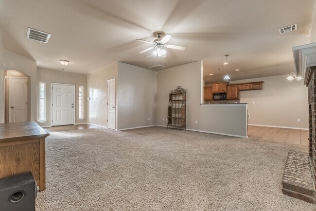 Building Photo - 1028 Mollie Rausch Ln