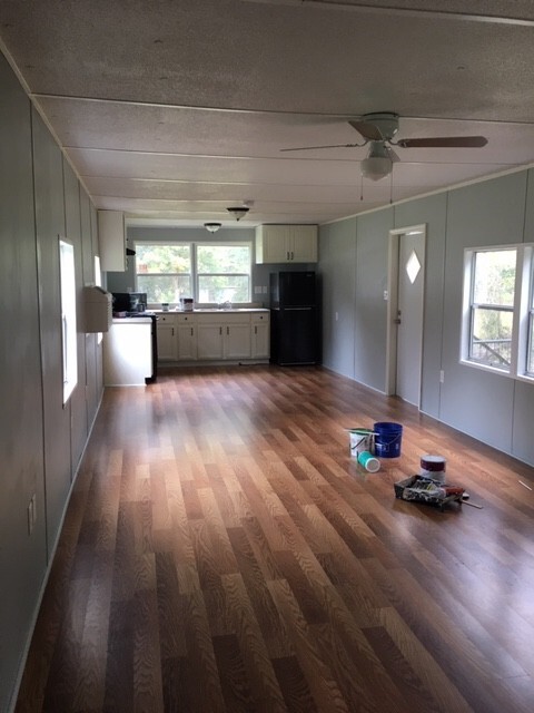 Building Photo - Mobile Home in North Lowndes County