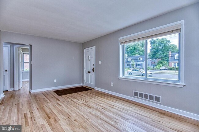 Foto del edificio - 3034 Fenwick Rd