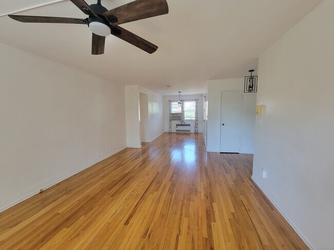 Foto del edificio - 73 Hope St