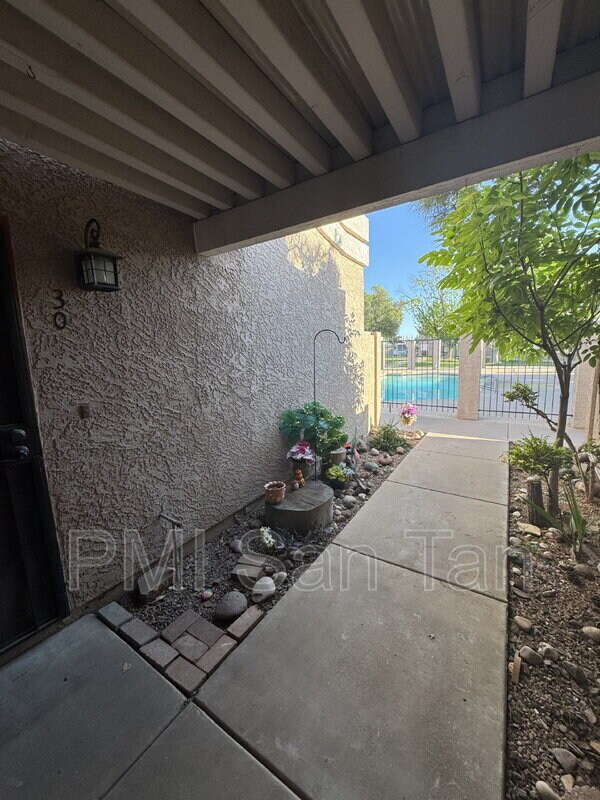 Foto del edificio - 3030 S Alma School Rd