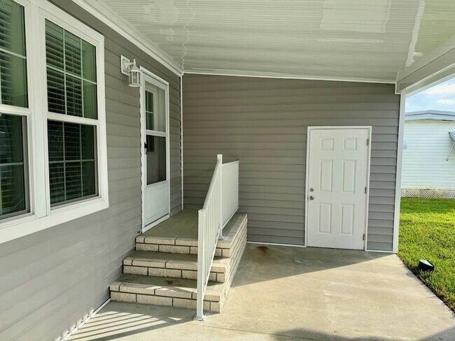 Foto del edificio - 1283 Jamestown Dr