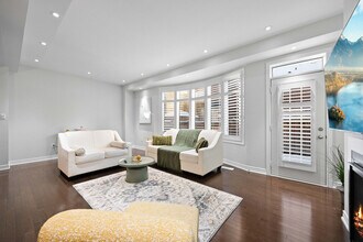 Building Photo - 5 Humberstone Cres