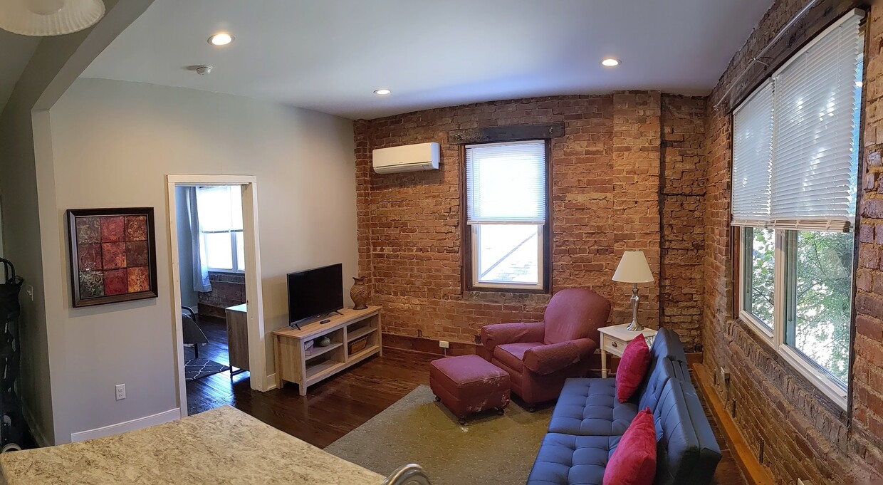 Primary Photo - 416 13th St SW