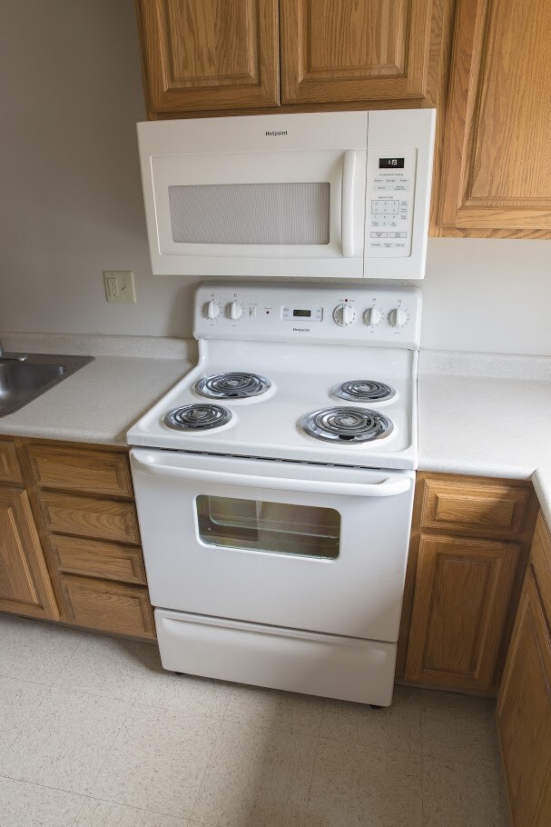 Foto del edificio - 3147 Hemlock Ct