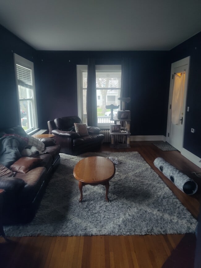 Foto del edificio - 609 East Walnut Street