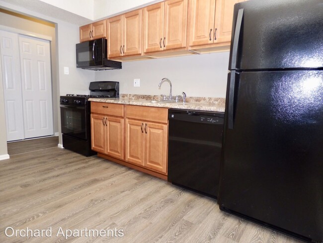 Foto del edificio - 1 br, 1 bath Apartment - 500 Shalter Avenue