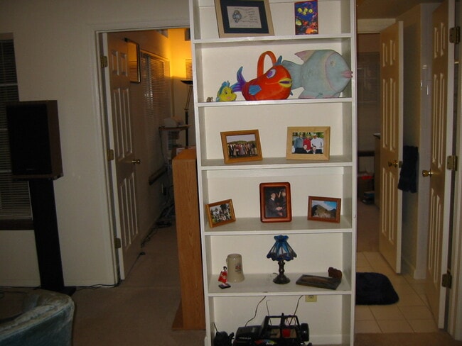 Foto del edificio - 4883 White Rock Cir