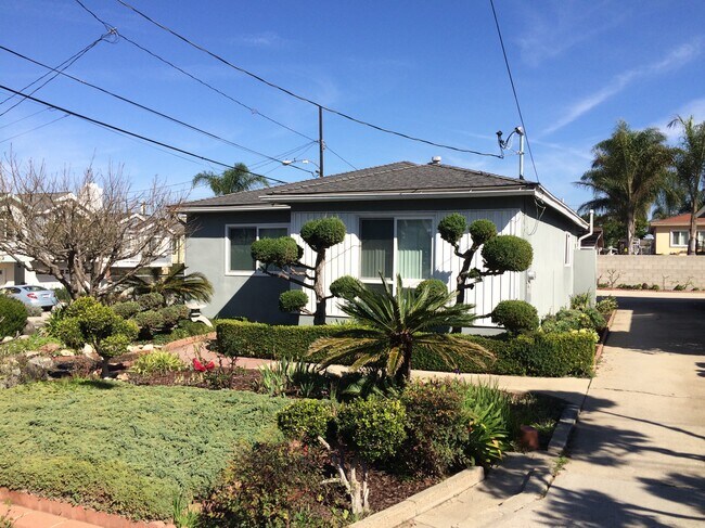 Building Photo - 1218 Goodman Ave