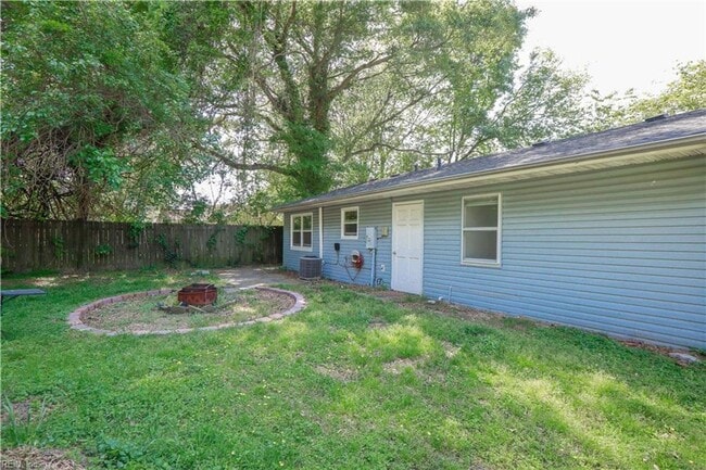 Building Photo - Charming Single Family 3 bedroom Ranch for...