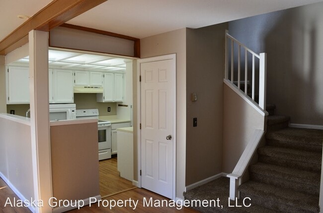 Building Photo - 2 br, 2.5 bath House - 2811 Baxter
