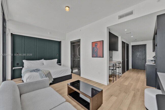 Foto del edificio - 20 NE 11th St