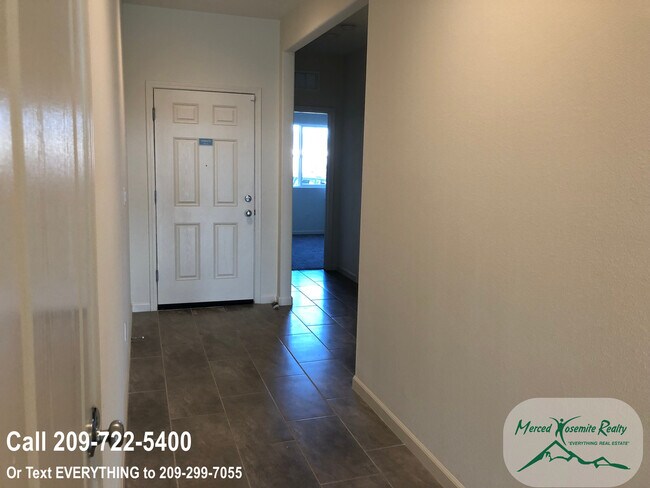 Building Photo - DO NOT DISTURB OCCUPANTS. Apply now to sch...