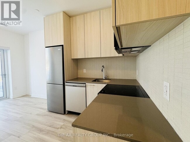 Building Photo - 7437 Kingston Rd