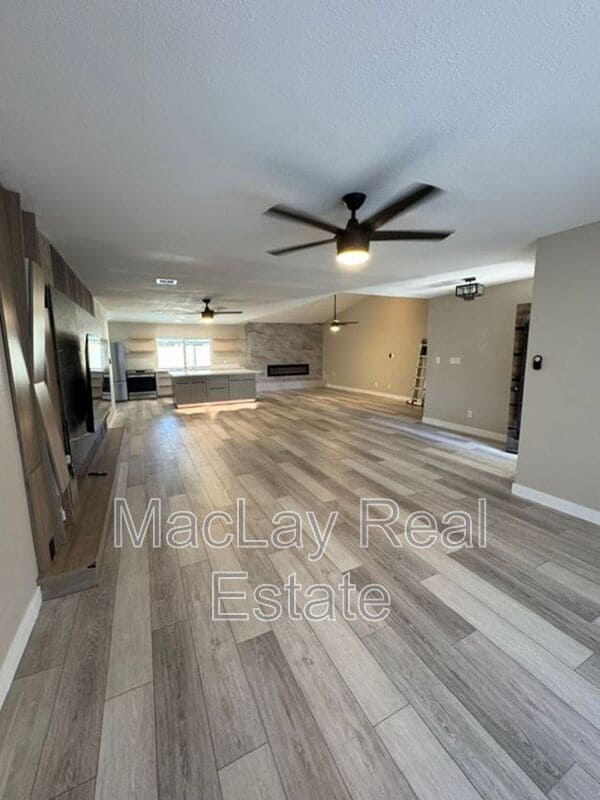 Foto del edificio - 4634 W Wagoner Rd