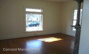 Building Photo - 613 5th Ave