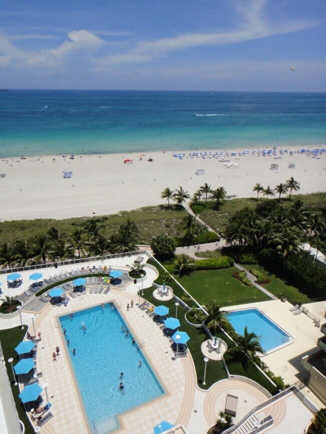View - 100 Lincoln Rd