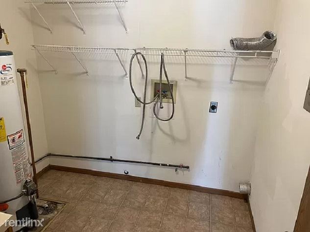 Foto del edificio - 3 br, 1 bath House - 6315 SW 10th Ave