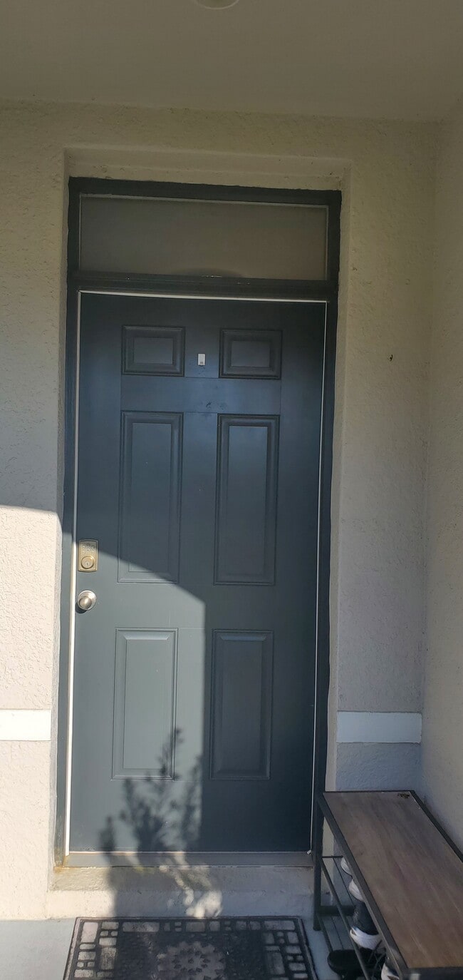 Building Photo - 9232 Watolla Dr