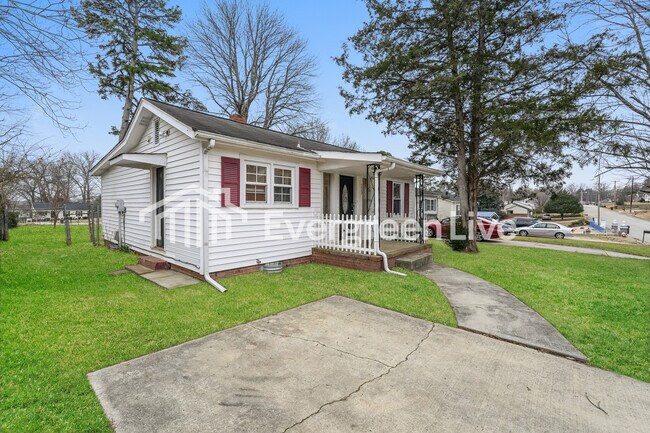 Foto del edificio - 222 Charles Ave