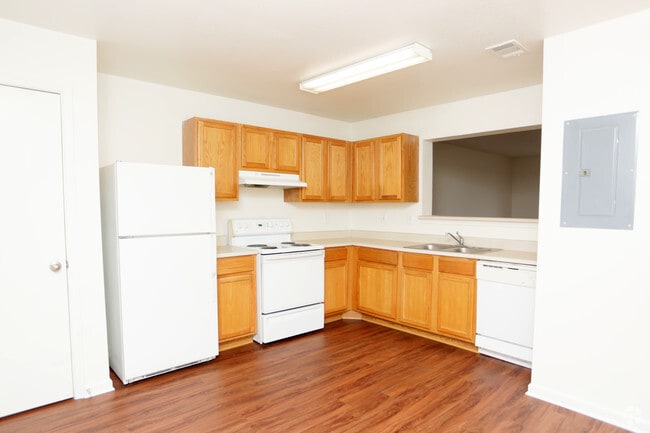 Interior Photo - Crescent Pointe Townhomes