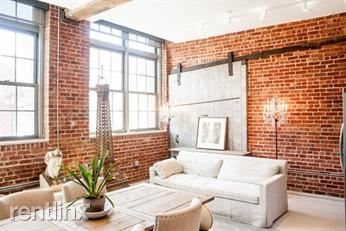 Building Photo - 275 Medford St